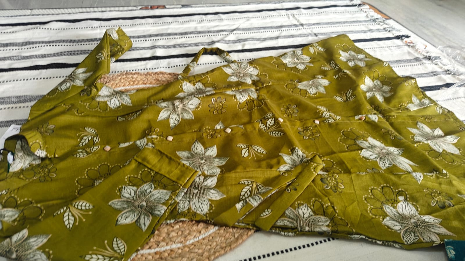 Printed Kurta Co-Ord Set - Image 16