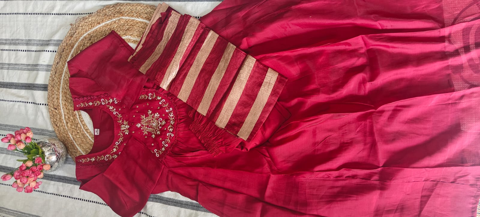 Rani PInk Embroidered Kurta set-Mul chanderi - Image 4