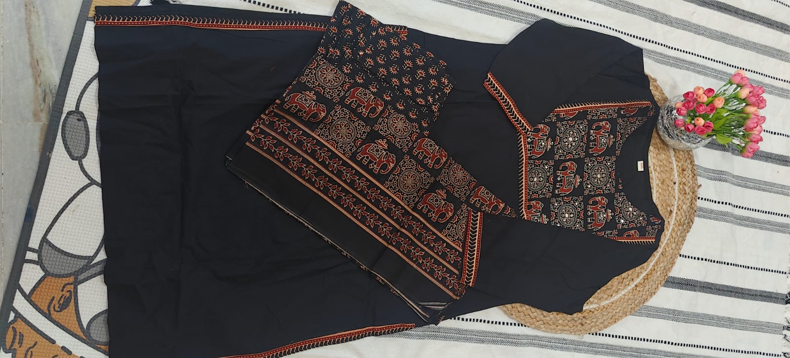 Pure Cotton Black Kurta Set with Kalamkari Print Yoke - Image 2
