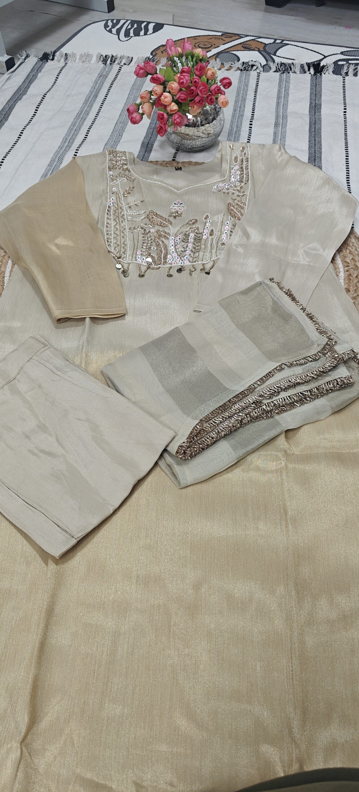Beige Embroidered Kurta Set - Image 5