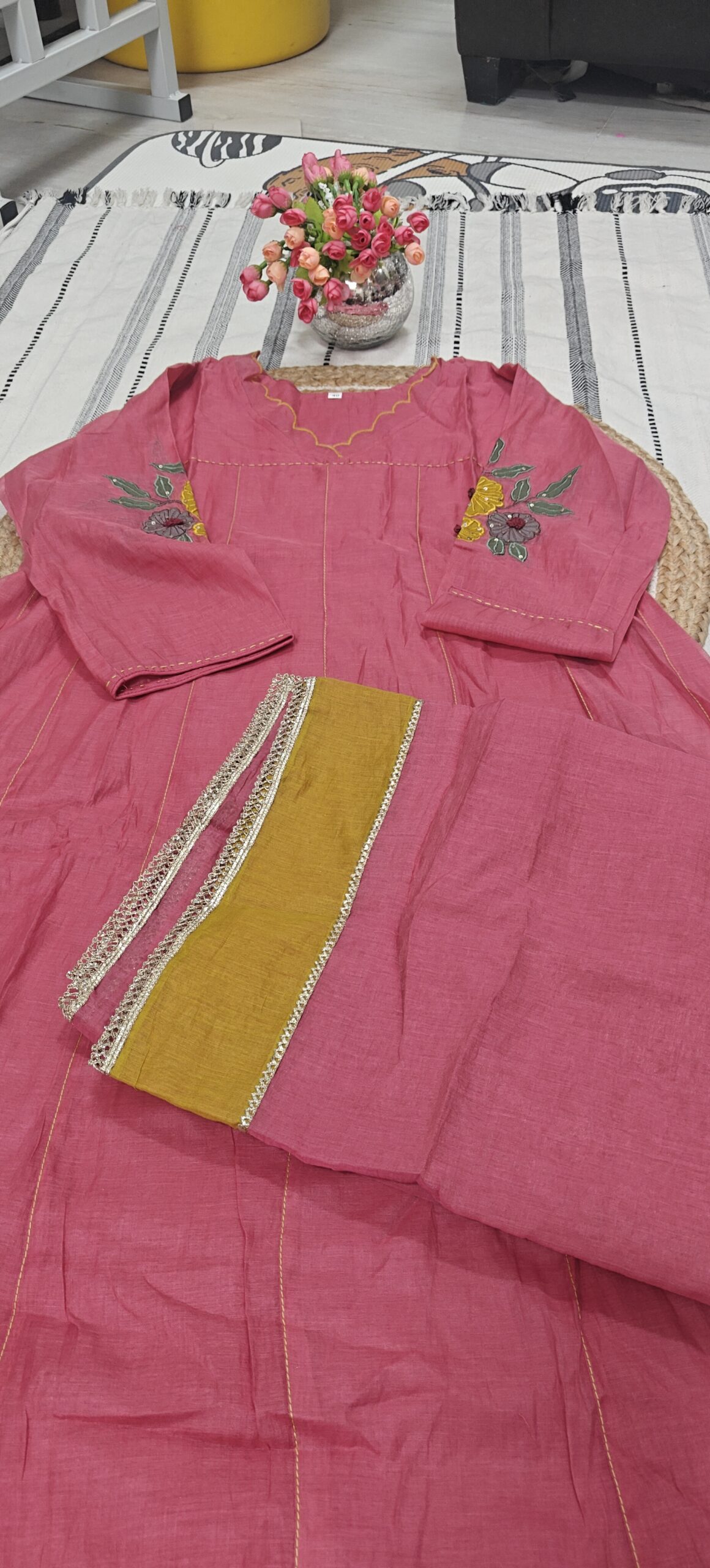 Pink Embroidered Kurta Set - Image 2