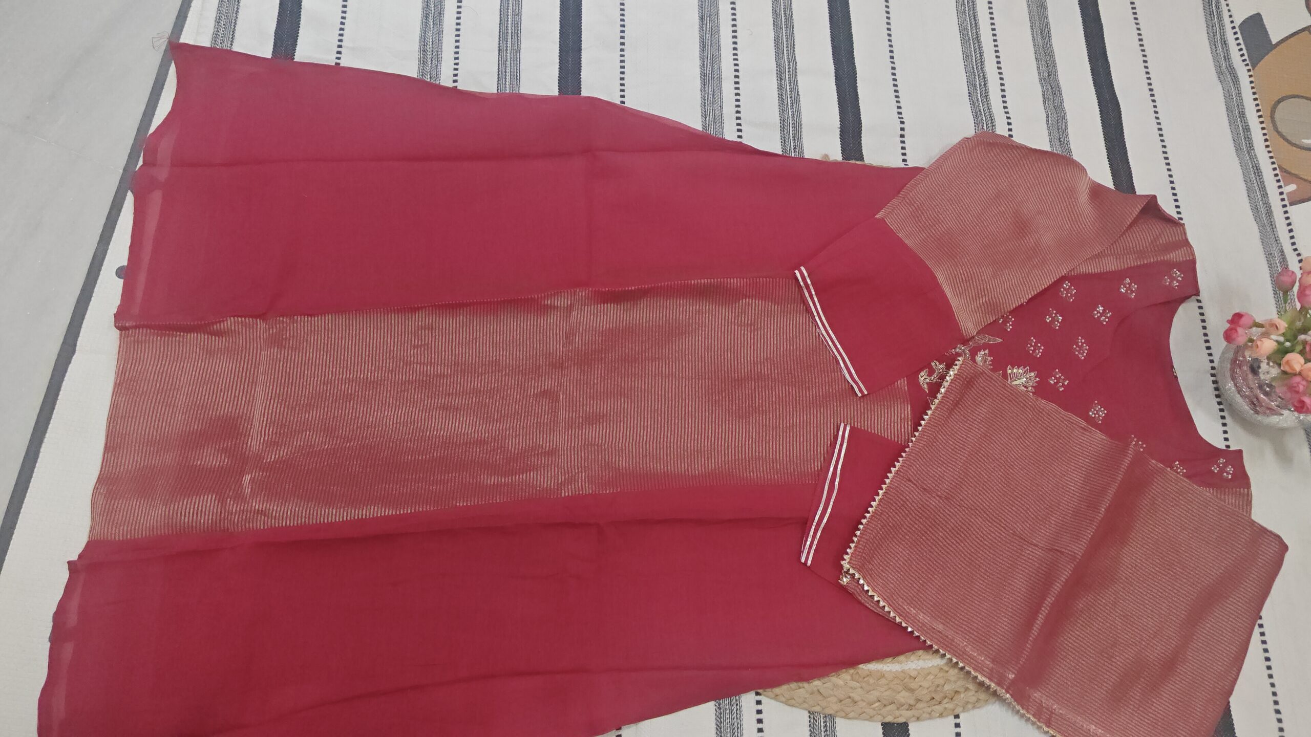 Red Embroidered Kurta Set for Women Wedding Wear - Image 4