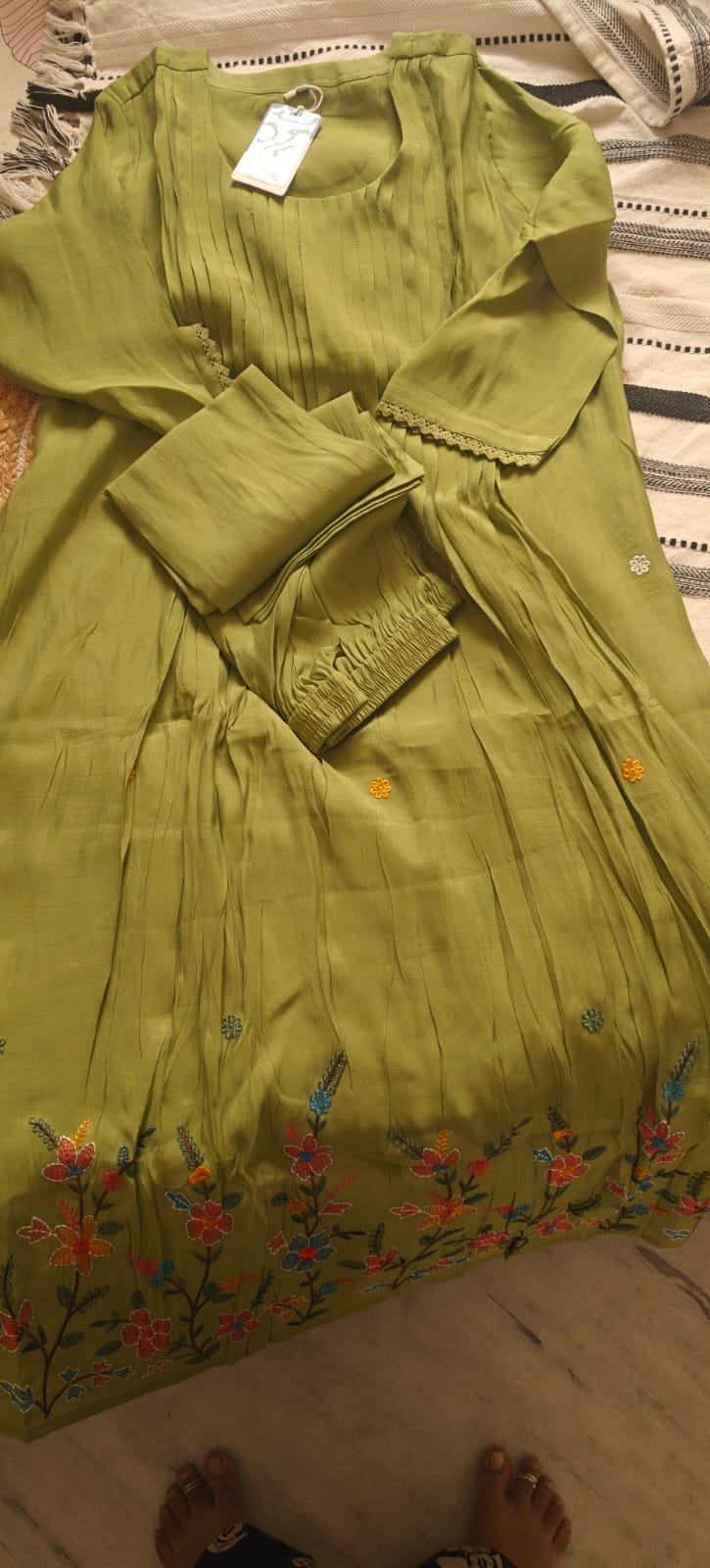 Embroidered Mul Chanderi 2-Piece Set - Image 6