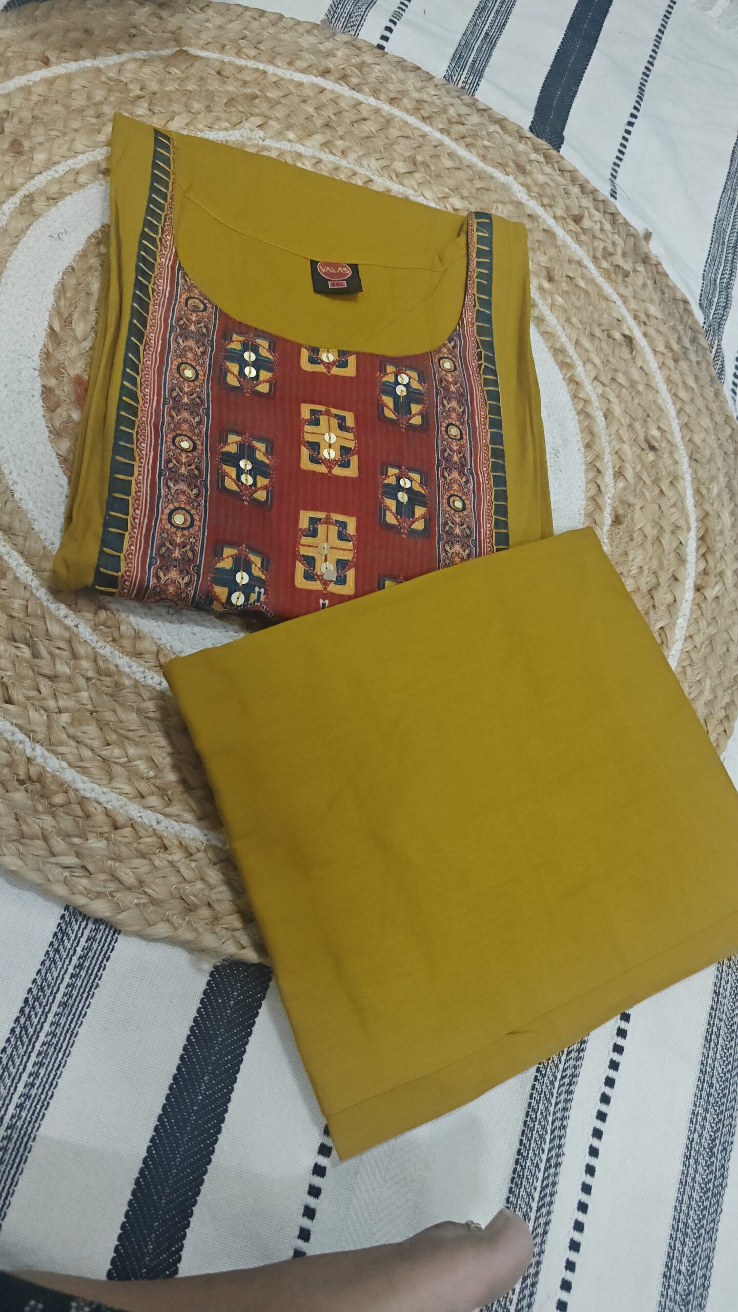 Mustard Ethnic Panel Printed Cotton Kurta - Image 4